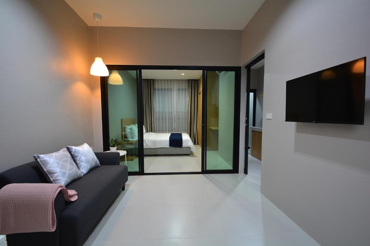 The Grey House Palai Phuket Apartment Chalong Exterior photo